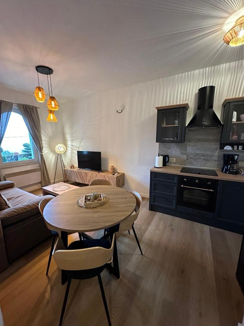 Villa Nada Ловран Екстериор снимка
