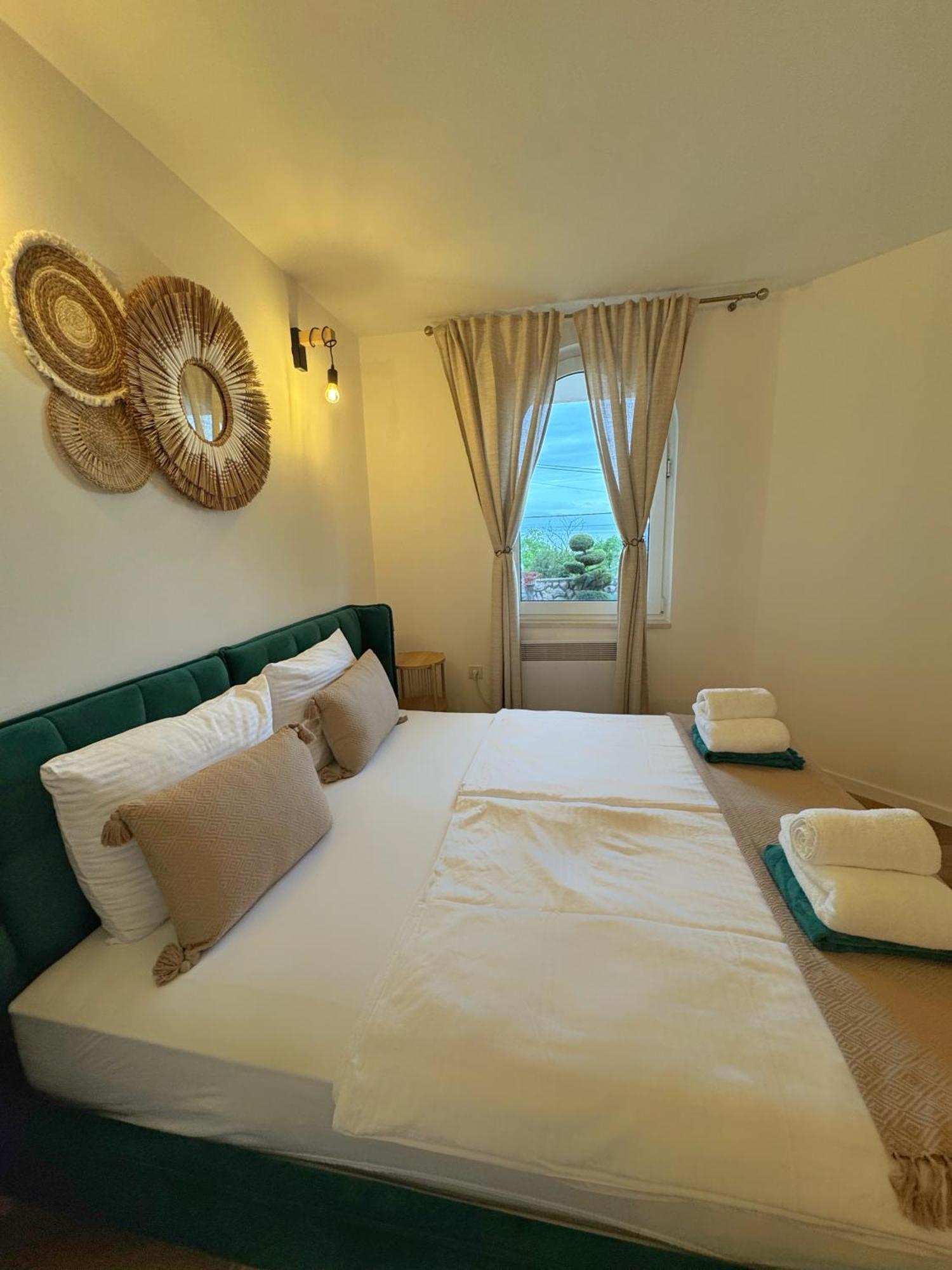 Villa Nada Ловран Екстериор снимка