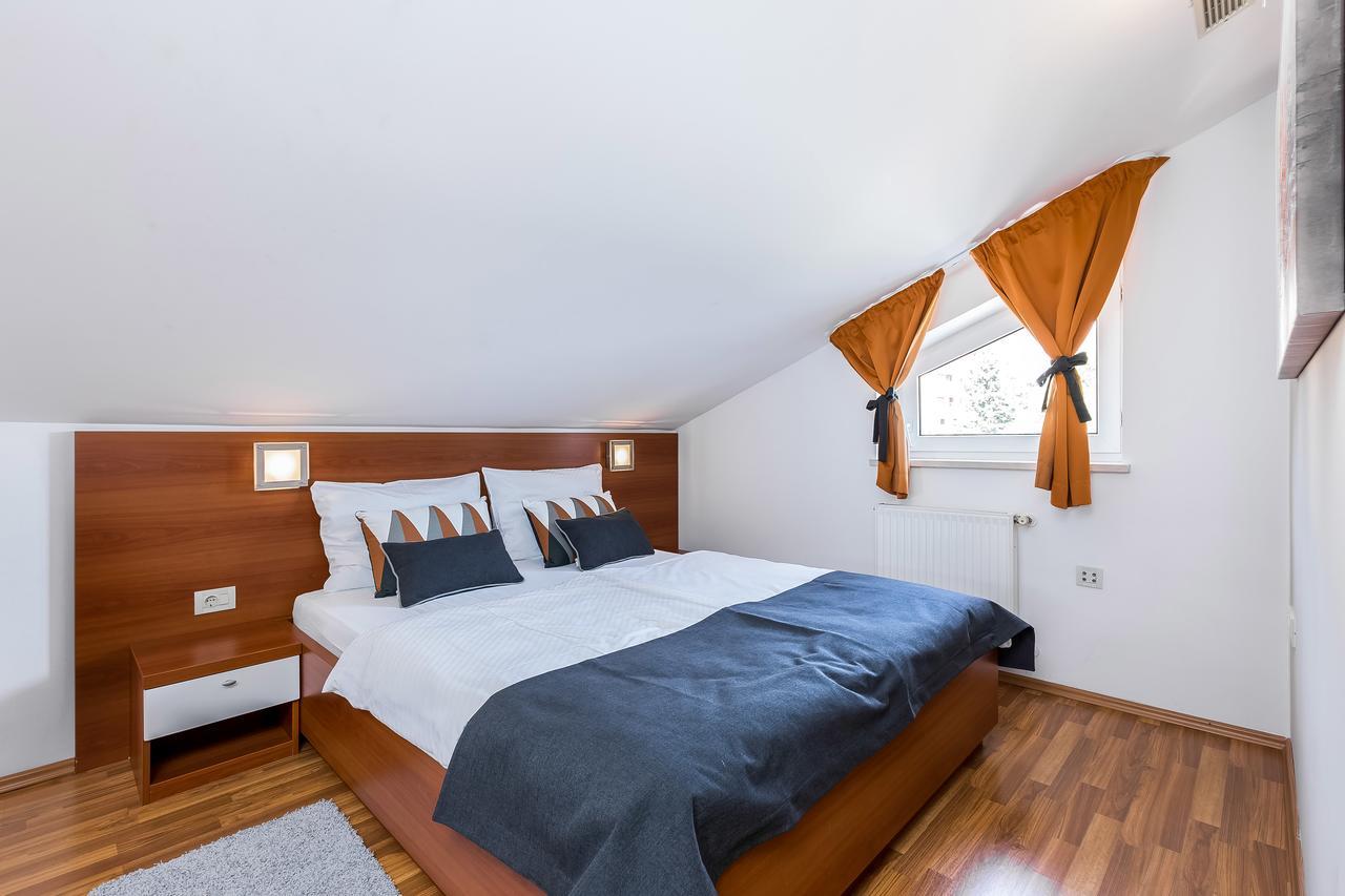 Villa Nada Ловран Екстериор снимка